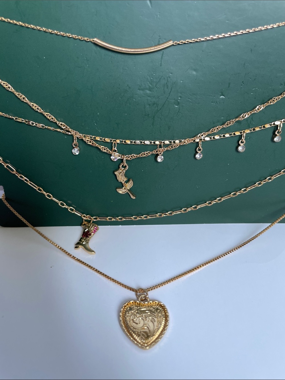 NWT wild fable Gold-Tone Layered Heart & Charm Necklace Set with Rhinestones - Picture 2 of 2